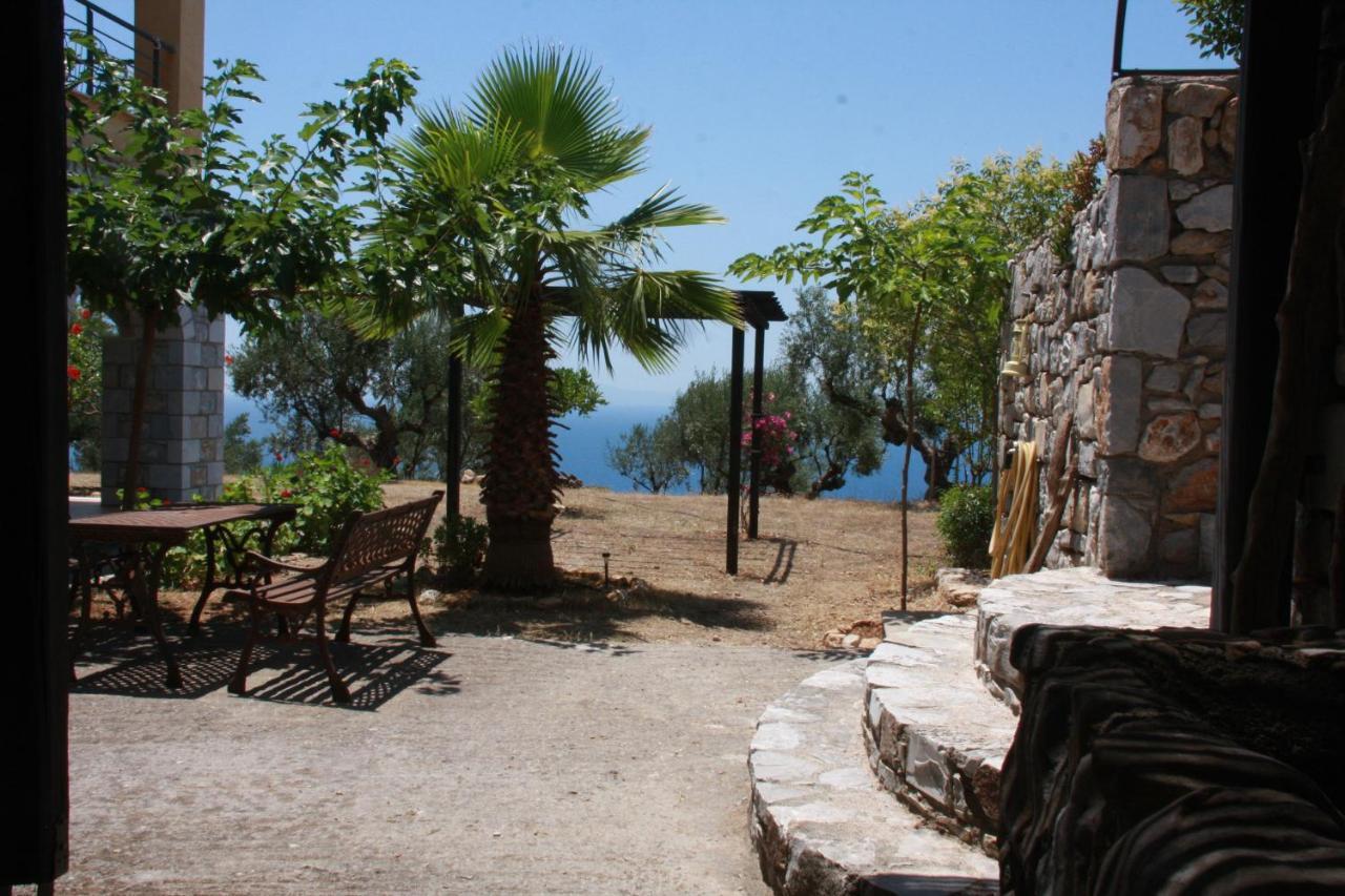 Villa Sea And Mountain View Kalamata Exterior foto